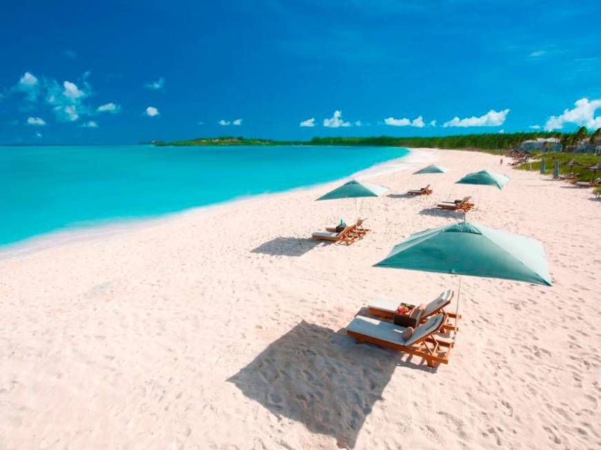 Sandals trasforma l’Emerald Bay Bahamas: arriva Beaches Exuma