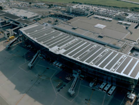 Turin Airport inaugura il più grande impianto fotovoltaico su tetto in un aeroporto italiano