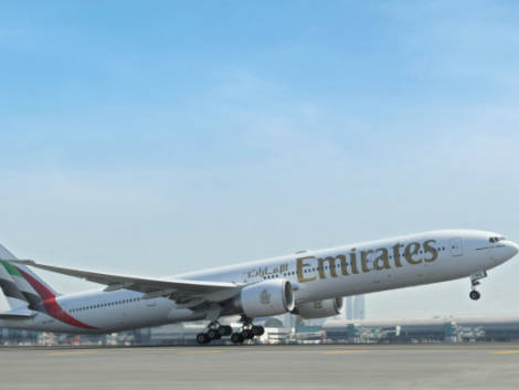 Emirates, bus gratuiti dall’aeroporto di Tokyo alle stazioni della città