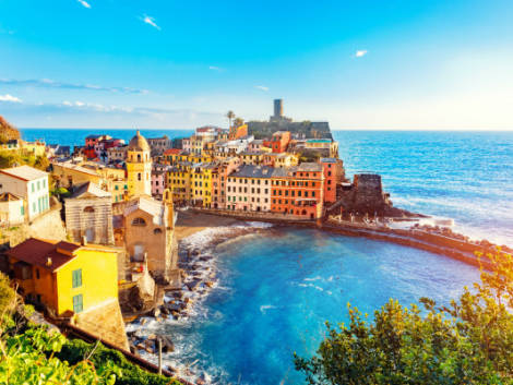 Liguria: bonus per le assunzioni e fondi nella crescita del turismo regionale