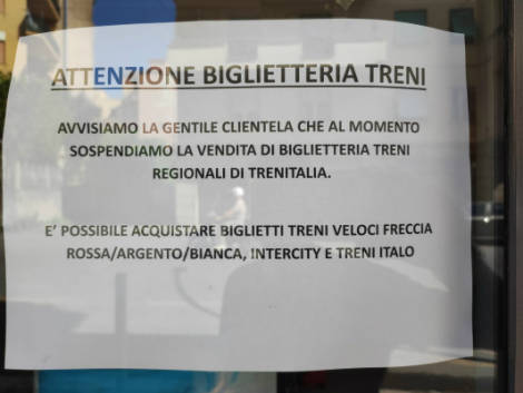 Treni regionali: disagi per il check in obbligatorio, proteste delle agenzie. Si va verso la sospensione