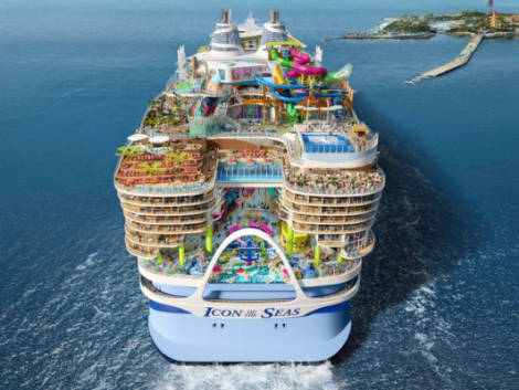 Royal Caribbean apre il booking 2025-26 ai Caraibi