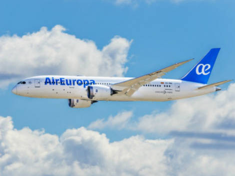 Air Europa, si arenano le trattative tra i vertici e i piloti: continuano gli scioperi