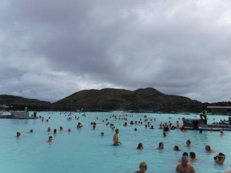 La Blue Lagoon in Islanda chiusa per eruzione