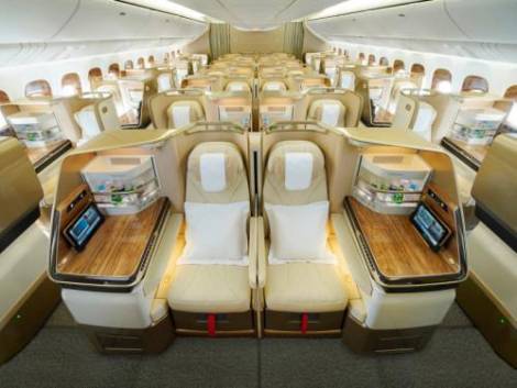 Emirates serve due nuove rotte con i Boeing 777 riammodernati