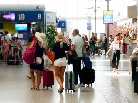 Cagliari, nuovo record di passeggeri ad agosto per l’aeroporto