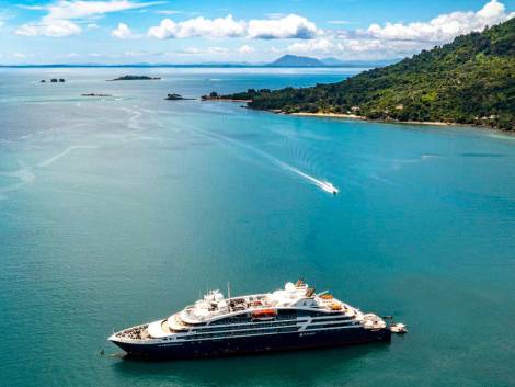 Lo yacht Ponant Explorer Le Bougainville in Madagascar, all’isola di Nosy Komba