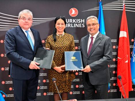 Turkish Airlines firma un accordo con Un Tourism per la sostenibilità