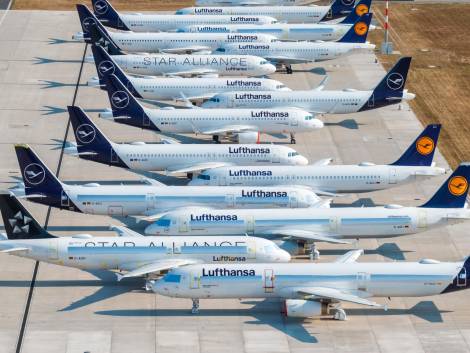 Il Gruppo Lufthansarivede al ribassole stime sugli utili