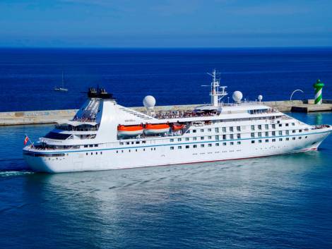 Windstar Cruises anticipa gli itinerari del 2026: c’è anche l’eclissi solare