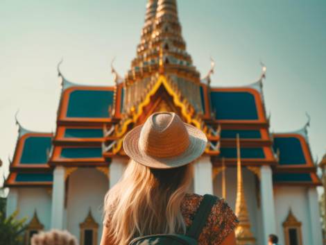 Thailandia, decade il progetto di tassare i turisti