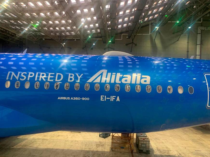 Il brand Alitaliatornasugli aereidi Ita Airways