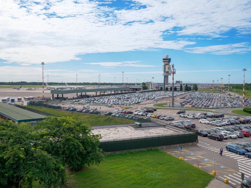 Aeroporti , rientratal’emergenza per il guastoin sala radar