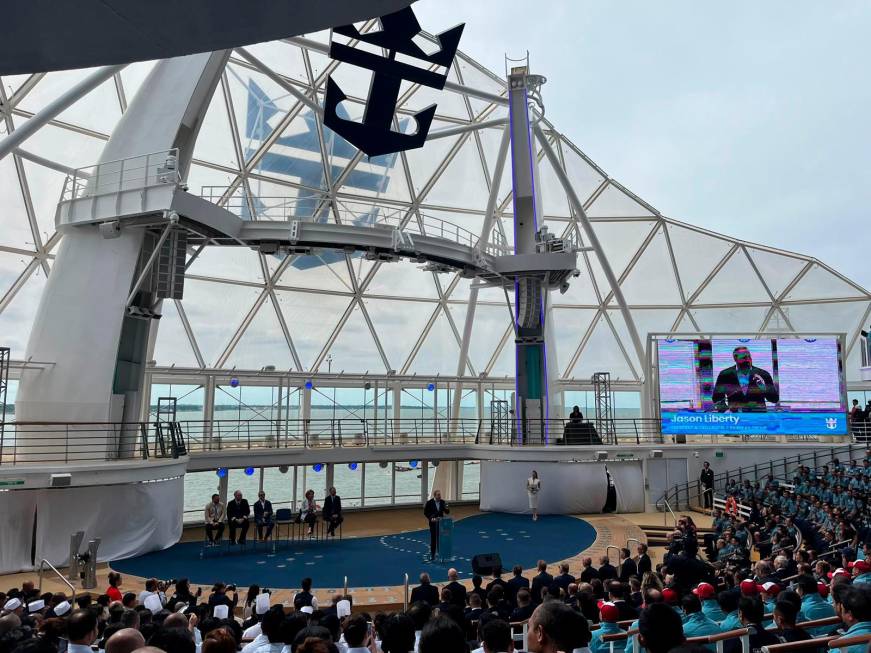 Royal Caribbean:Utopiaprende il largo