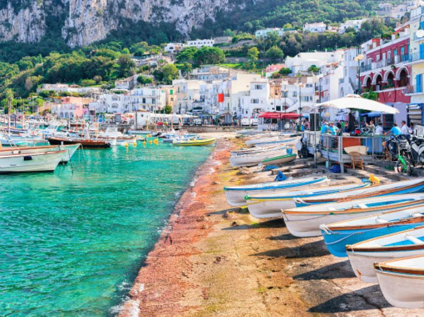 Capri raddoppia la tassa di sbarco per combattere l'overtourism