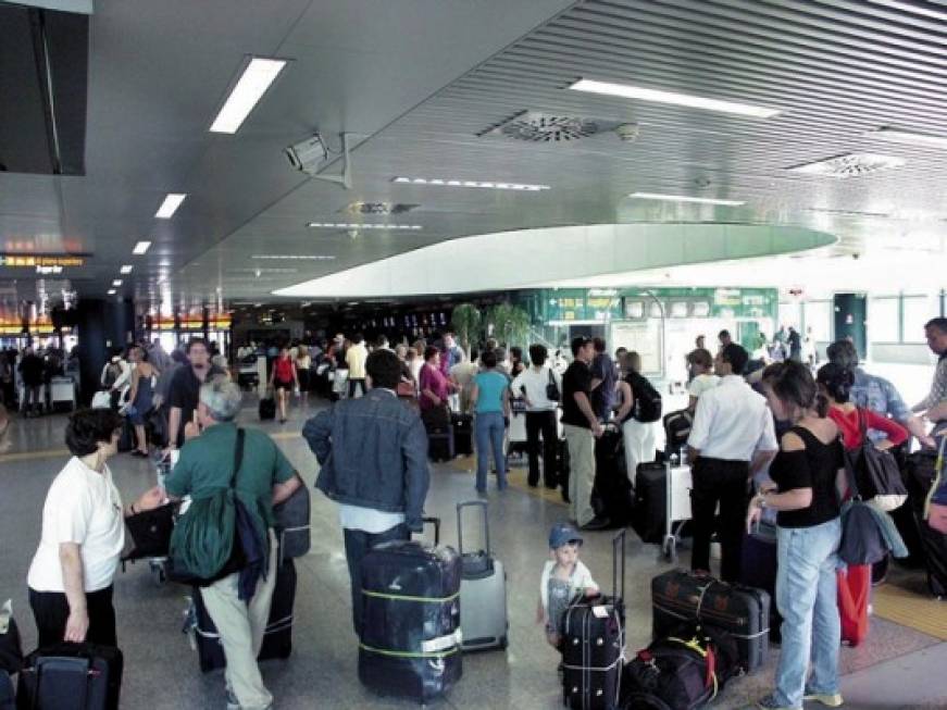 Lieve aumento dei passeggeri nel semestre di Assaeroporti