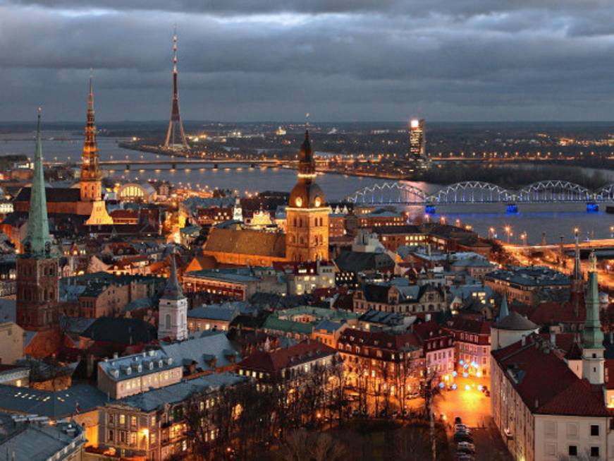 La Lettonia debutta nell&amp;#39;euro con Riga nuova capitale della cultura