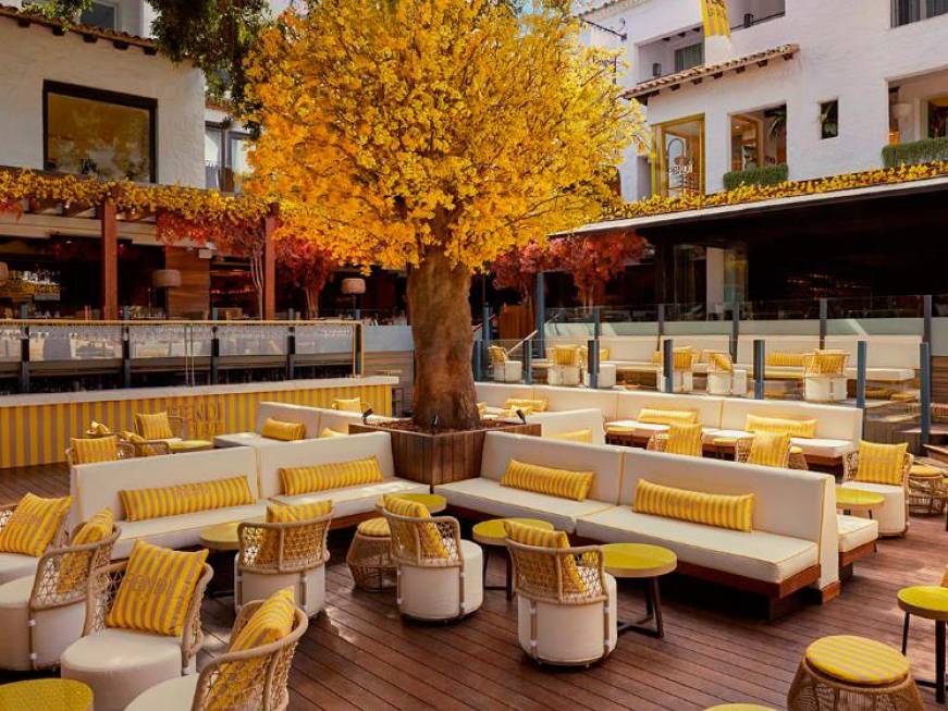 Fendi firma lo spazio food La Plaza del Puente Romano Beach Resort di Marbella