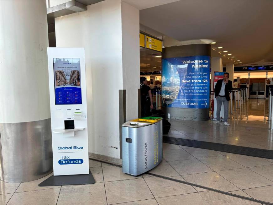 Shopping tax free, negli aeroporti di Napoli e Bergamo arrivano i kiosk Global Blue