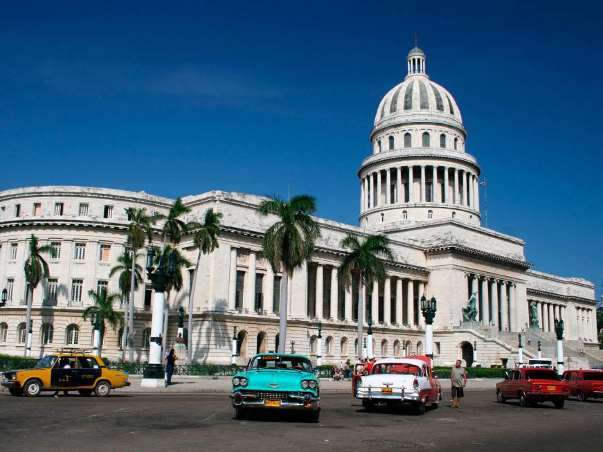 Iberia subappalta a Wamos Air e Iberojet i voli su Cuba